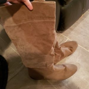 Cute boots size 10